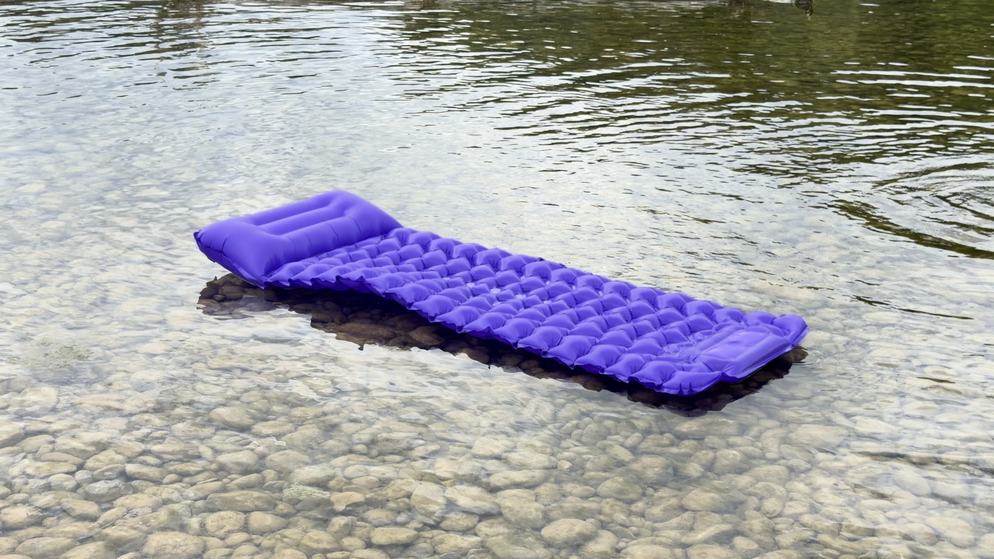 Gonflage du MAT’ Original avec sa pompe intégrée